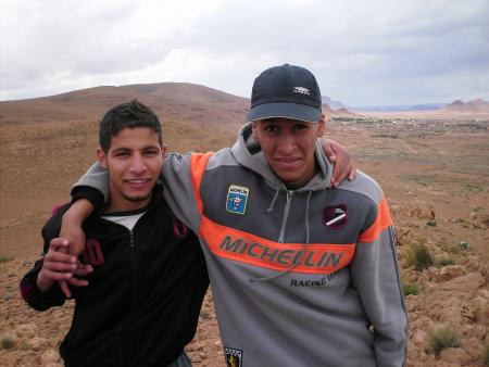 ����+�������������������������������