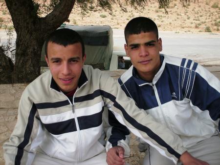 ����+����